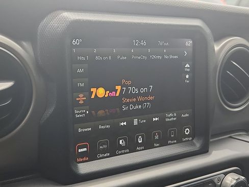 Used 2021 Jeep Wrangler Unlimited Sport AWD/4WD image 16