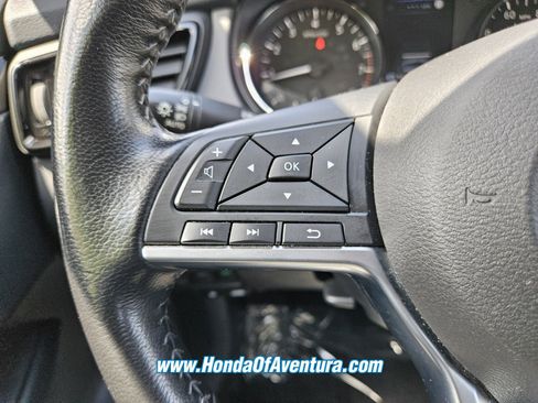 Used 2022 Nissan Rogue Sport SL AWD/4WD image 21