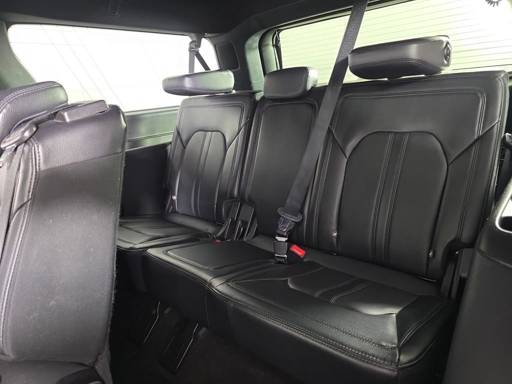 Used 2020 Ford Expedition Max Limited AWD/4WD image 29