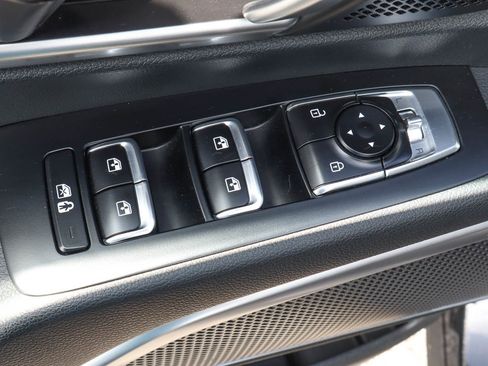 Used 2025 Kia Telluride S AWD/4WD image 14