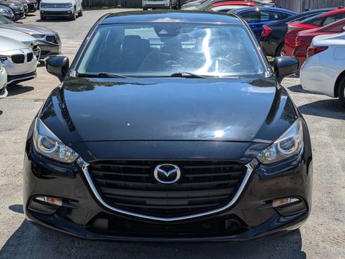 Used 2017 MAZDA MAZDA3 Touring FWD image 2