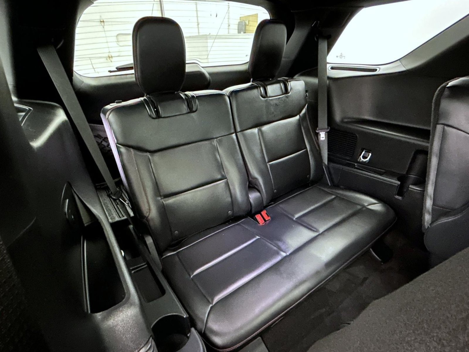 Used 2025 Ford Explorer ST AWD/4WD image 19