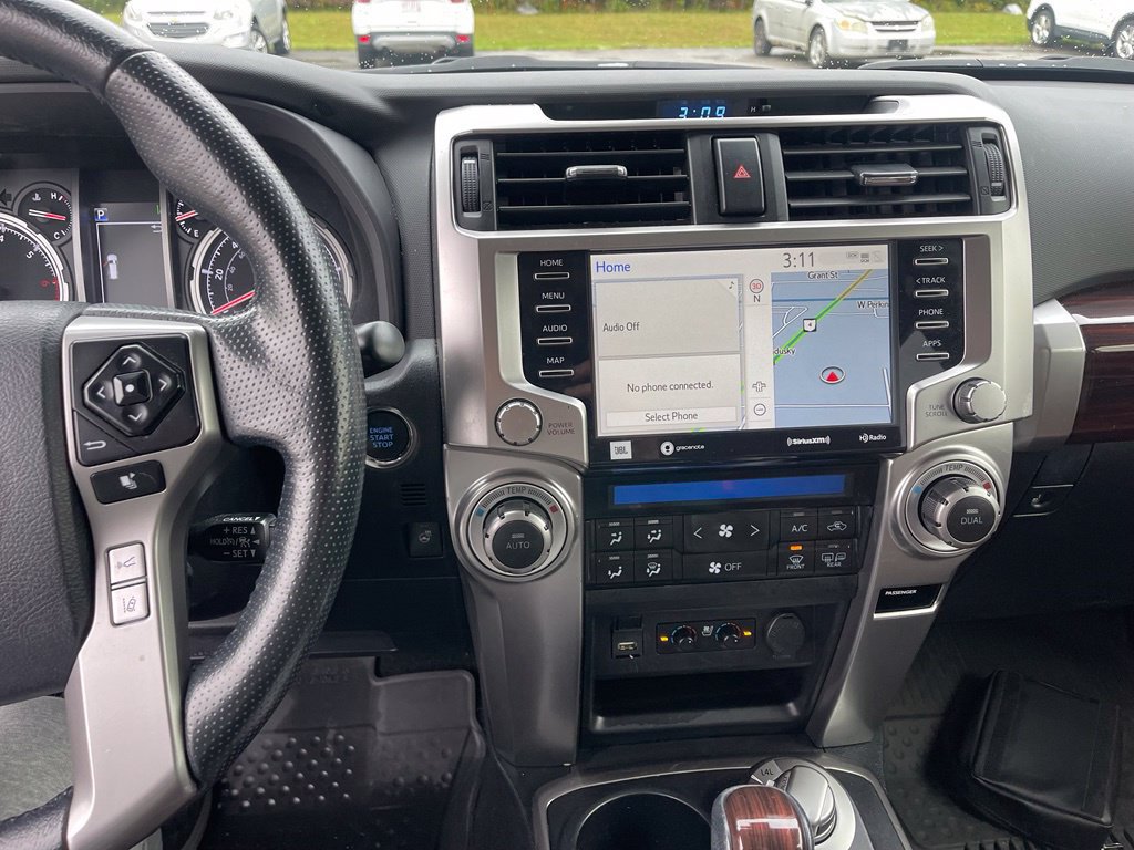 Used 2024 Toyota 4Runner Limited AWD/4WD image 11