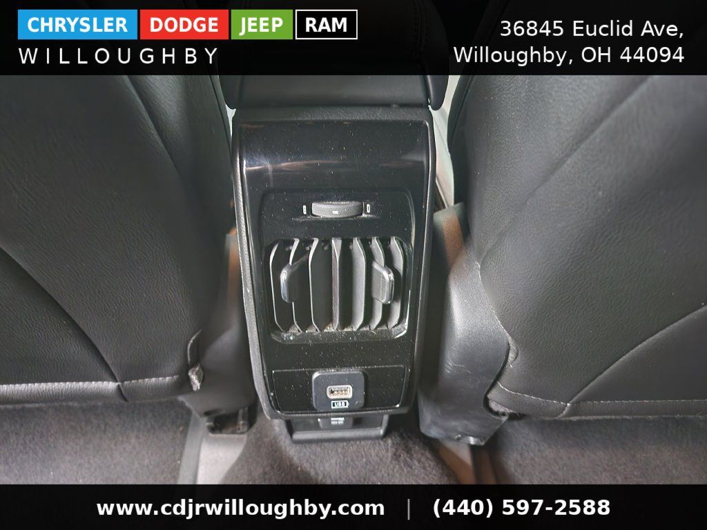 Used 2024 Jeep Compass Latitude AWD/4WD image 26