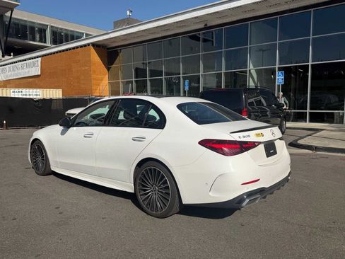 Used 2023 Mercedes-Benz C 300 4MATIC Sedan image 3