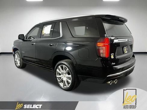 Used 2021 Chevrolet Tahoe High Country w/ Premium Package image 2