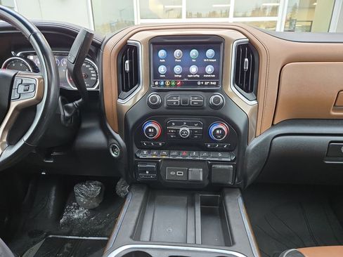 Used 2023 Chevrolet Silverado 3500 High Country image 22