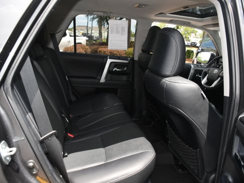 Used 2020 Toyota 4Runner Limited RWD image 20