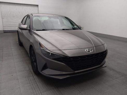 Used 2021 Hyundai Elantra SEL w/ Cargo Package FWD image 14