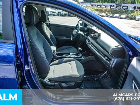 Used 2025 Kia K4 FWD image 23