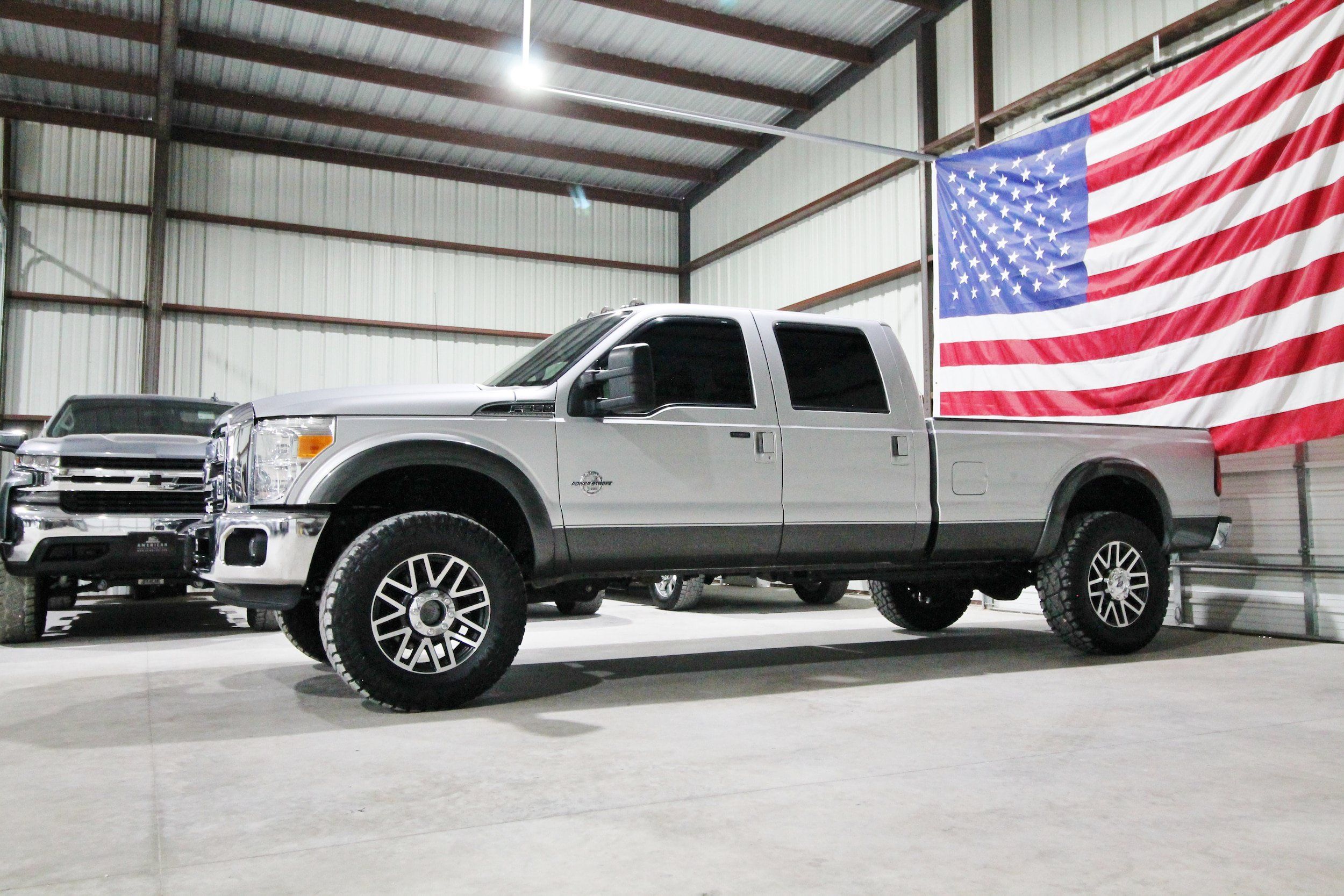 Used 2015 Ford F350 Lariat AWD/4WD image 4