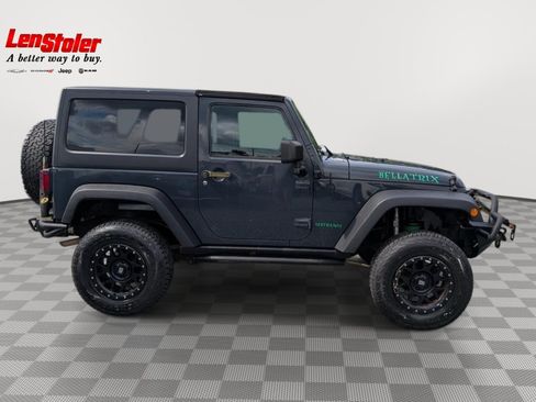 Used 2018 Jeep Wrangler Rubicon w/ Dual Top Group AWD/4WD image 6