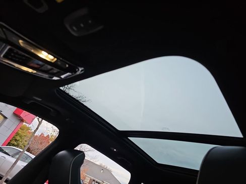 Certified 2022 Jeep Grand Cherokee Summit w/ Adv Protech Group IV image 27