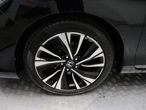 Used 2017 Honda Accord EX-L image 4