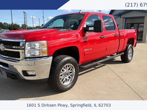 Used 2011 Chevrolet Silverado 2500 LT w/ Interior Plus Package AWD/4WD image 1
