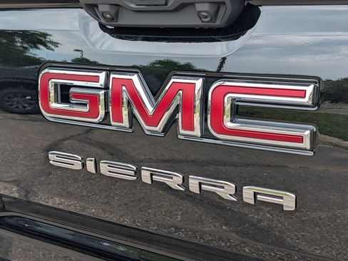 New 2026 GMC Sierra 1500 Elevation w/ Elevation Premium Package AWD/4WD image 17