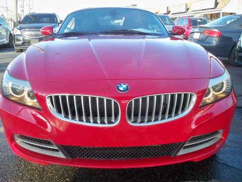 Used 2011 BMW Z4 sDrive35i image 2