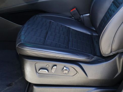 Used 2023 Cadillac Escalade V w/ LPO, ONYX Package image 22