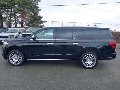 Certified 2023 Ford Expedition Max Platinum image 5