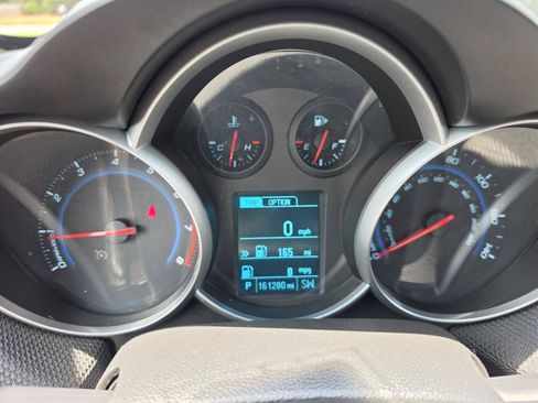 Used 2014 Chevrolet Cruze LT FWD image 11