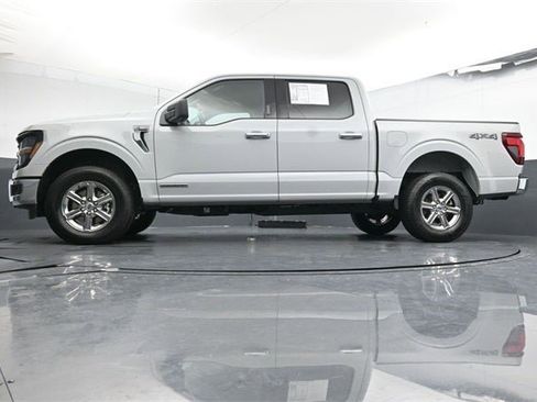 Used 2024 Ford F150 XLT w/ Mobile Office Package image 32