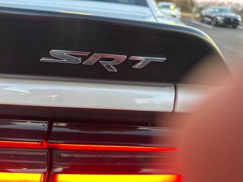 Used 2015 Dodge Challenger SRT Hellcat image 24