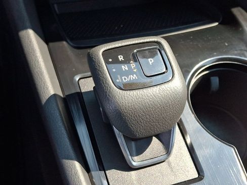 Certified 2023 Nissan Rogue SV w/ SV Premium B Package AWD/4WD image 16