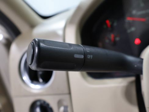 Used 2004 Ford F150 XLT image 28