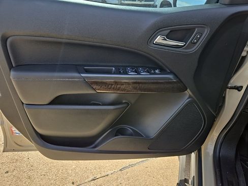 Used 2022 GMC Canyon Elevation image 13