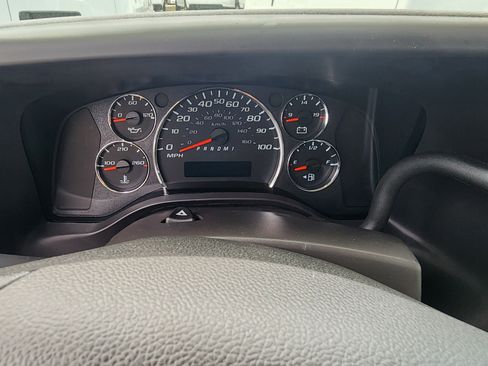 New 2025 Chevrolet Express 2500 w/ Driver Convenience Package image 29