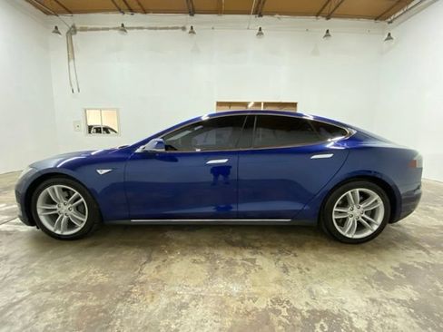 Used 2016 Tesla Model S 70D AWD/4WD image 2