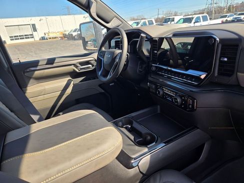 New 2026 Chevrolet Silverado 2500 ZR2 image 6