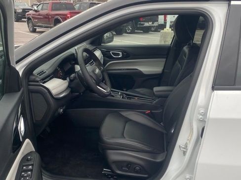 New 2026 Jeep Compass Limited AWD/4WD image 15
