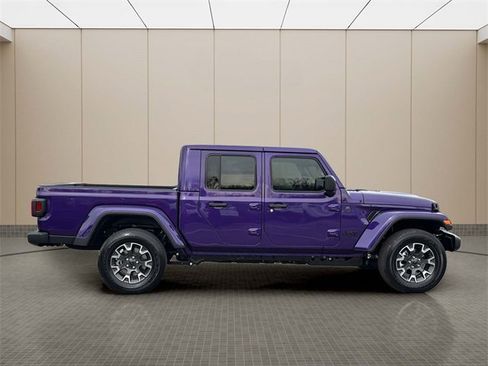New 2026 Jeep Gladiator Sport image 6
