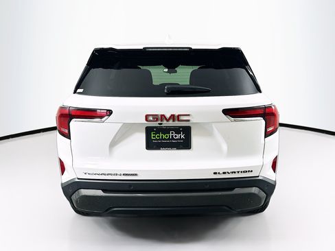 Used 2025 GMC Terrain Elevation AWD/4WD image 7