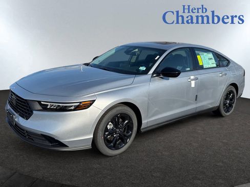 New 2025 Honda Accord SE image 11