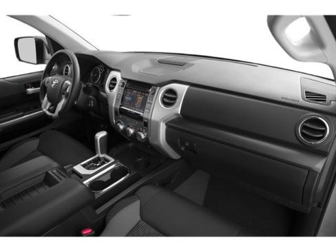 Used 2015 Toyota Tundra SR5 w/ SR5 Upgrade Package image 16