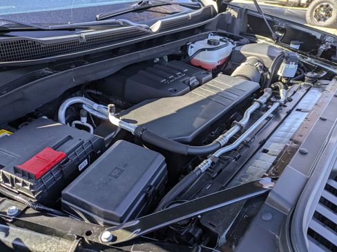 Used 2025 Chevrolet Silverado 1500 Custom Trail Boss w/ Turbomax Blackout Package image 42