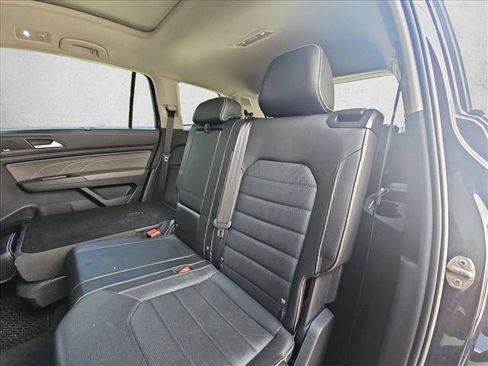 Used 2023 Volkswagen Atlas SEL Premium AWD/4WD image 9