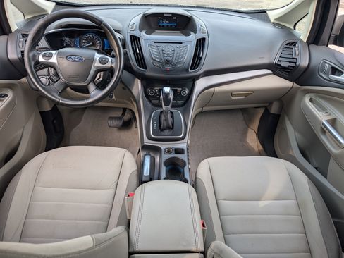 Used 2015 Ford C-MAX SE w/ Equipment Group 201A FWD image 16