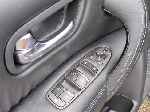 Used 2019 Nissan Armada Platinum w/ Captain's Chairs Package image 13