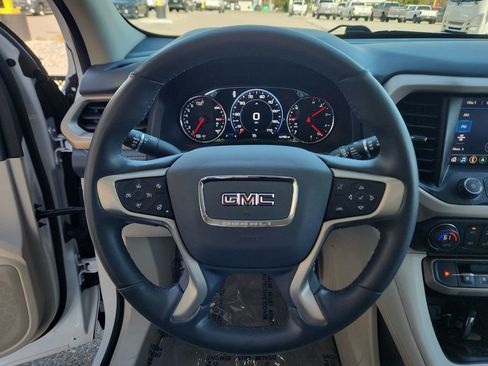 Used 2023 GMC Acadia Denali AWD/4WD image 12