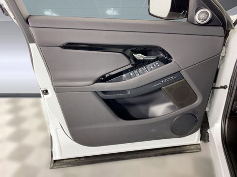 Certified 2026 Land Rover Range Rover Evoque S image 20