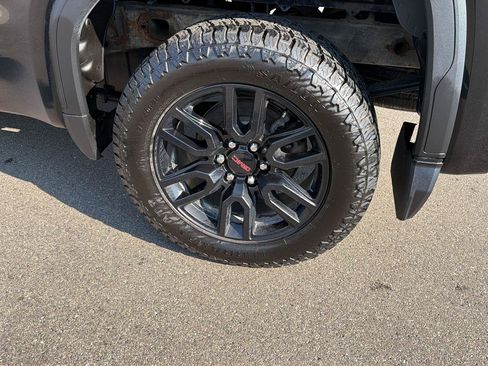 Used 2024 GMC Sierra 1500 Pro w/ Graphite Edition AWD/4WD image 4