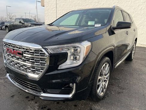 Used 2022 GMC Terrain Denali image 3