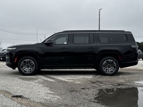 New 2026 Jeep Grand Wagoneer L 4DR 4WD image 7