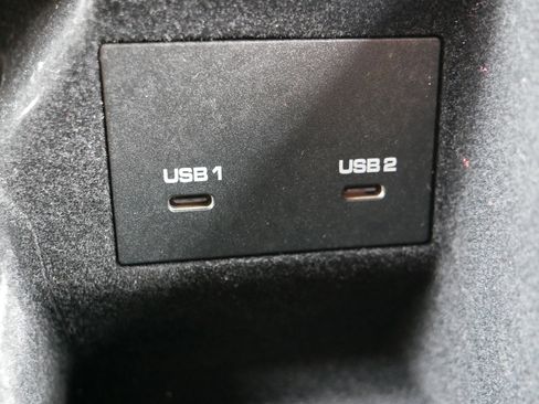 Used 2020 Porsche Cayenne Turbo S image 33