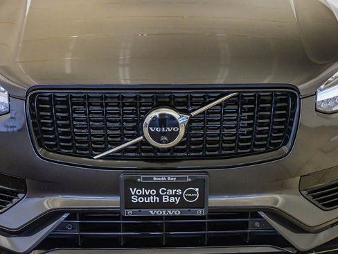 Certified 2023 Volvo XC90 T8 Ultimate w/ Protection Package Premier AWD/4WD image 8