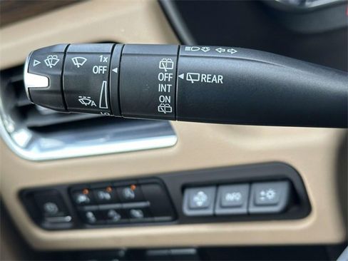 Used 2023 Chevrolet Tahoe Premier image 33