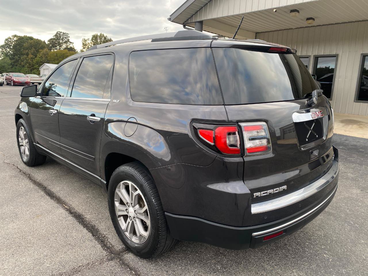 Used 2014 GMC Acadia SLT AWD/4WD image 3